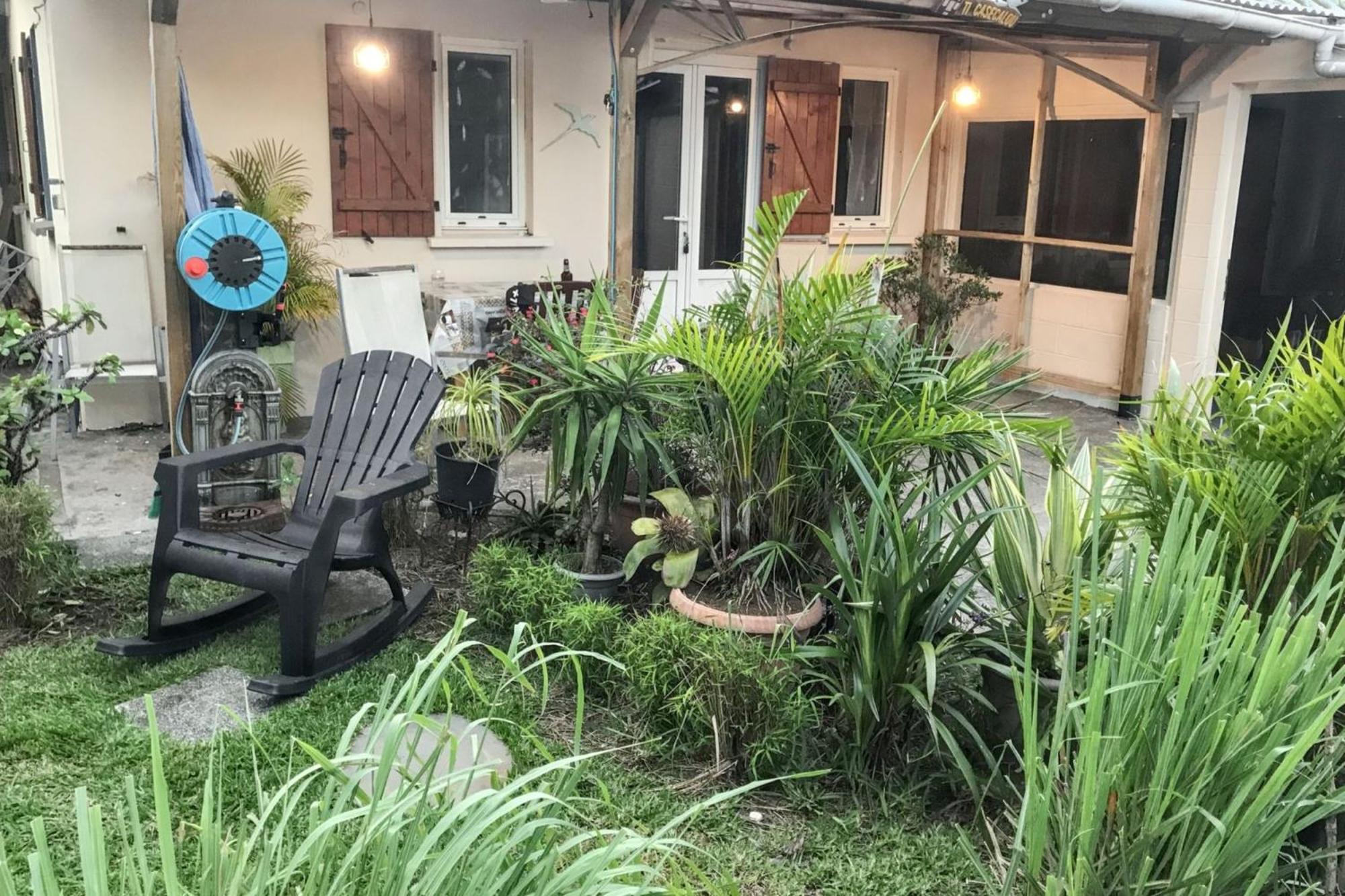 Maison Charmante A Bras-Panon Avec Piscine Et Jardin מראה חיצוני תמונה